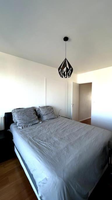 Superbe Appartement 2 Chambres Avec Vue Sur La Mer Et La Montagne Marseille Luaran gambar